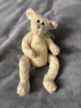 Ty Beanie Babies Cream Plush Teddy Bear with Green Ribbon